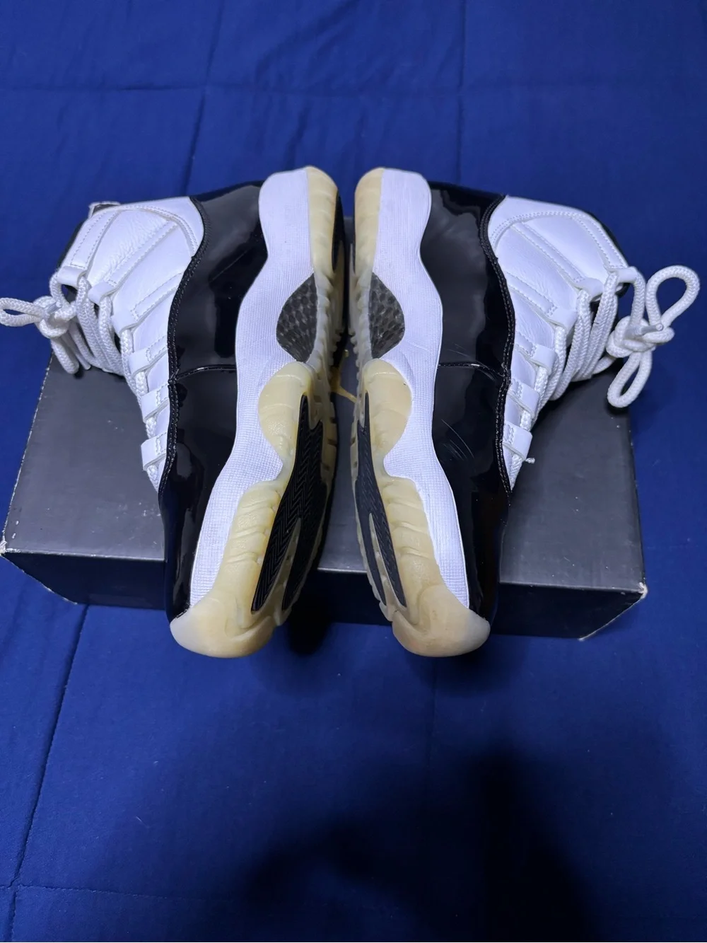 Jordan 11 Retro Gratitude/Defining Moments 2023 Size 9.5